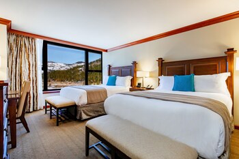Premium bedding, in-room safe, desk, iron/ironing board at Everline Resort & Spa Lake Tahoe