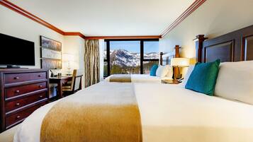 Ropa de cama de alta calidad, caja fuerte, escritorio y cortinas opacas