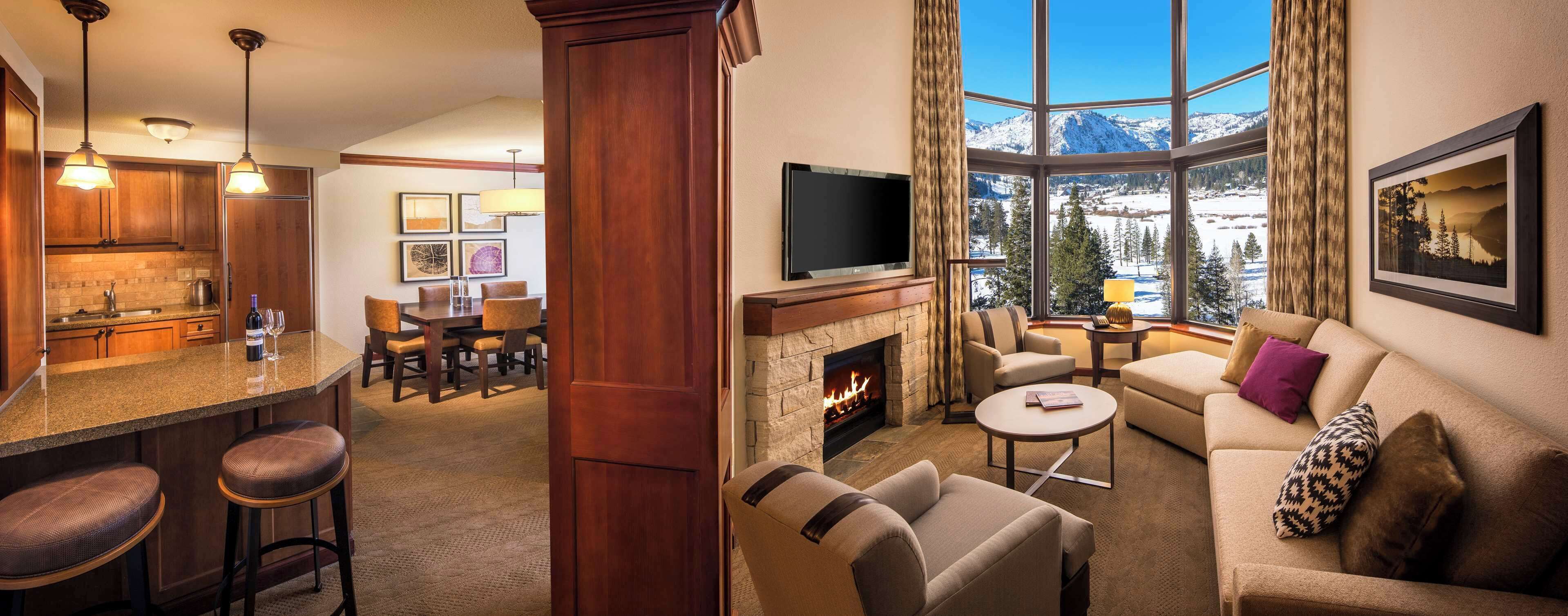 Penthouse, 2 Bedrooms (Suite) | Premium bedding, in-room safe, desk, blackout drapes