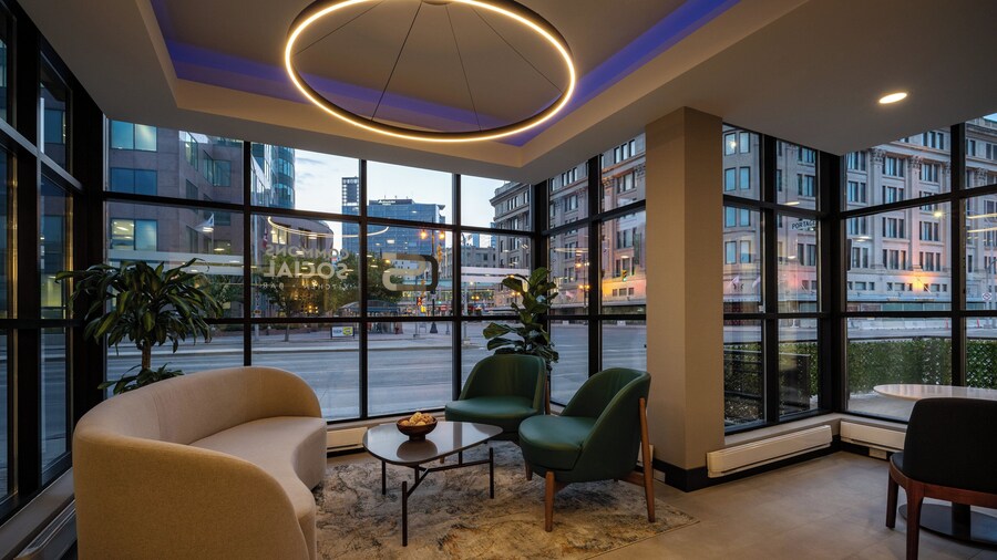 Holiday Inn & Suites Winnipeg Downtown by IHG