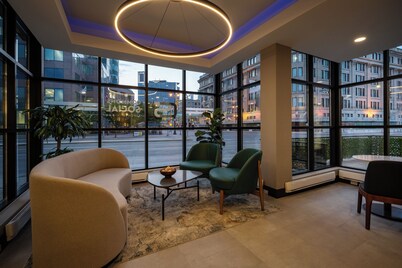 Holiday Inn & Suites Winnipeg Downtown by IHG