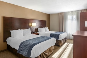 Ropa de cama hipoalergénica, escritorio y cortinas blackout