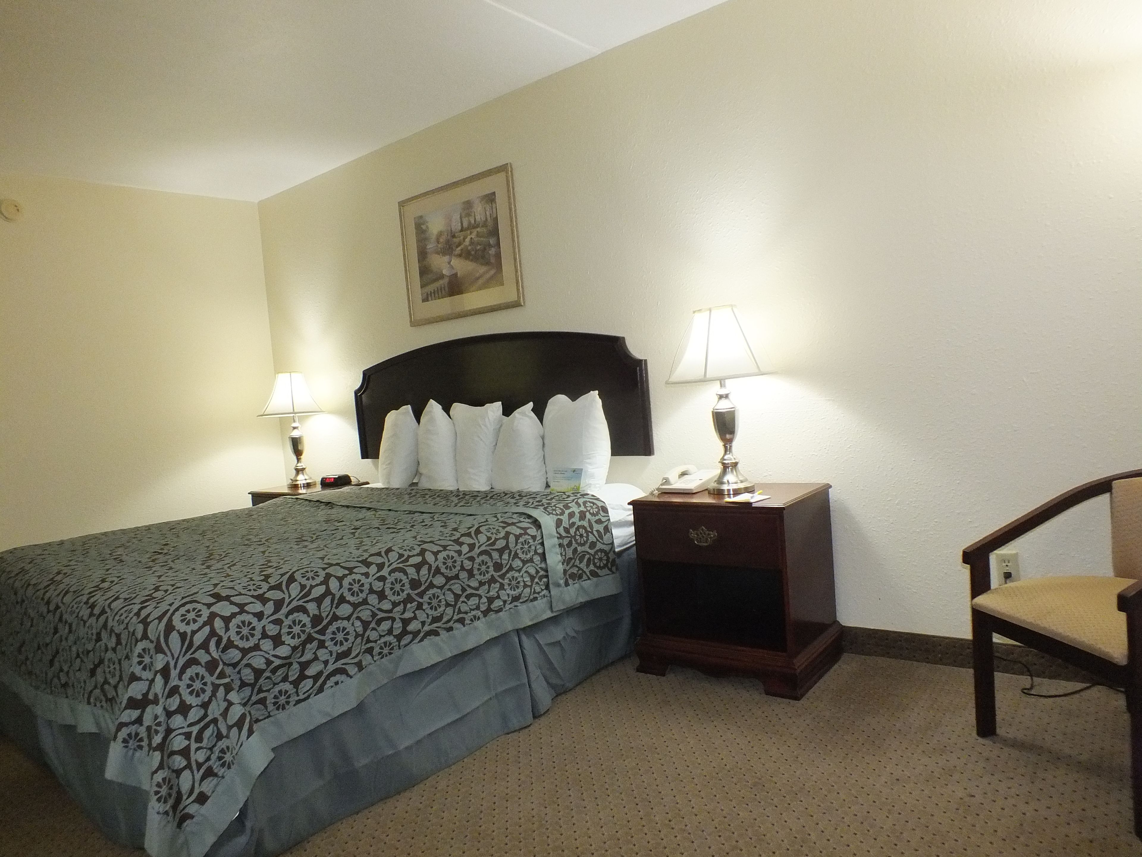 Foto - Days Inn by Wyndham Indianapolis Northeast