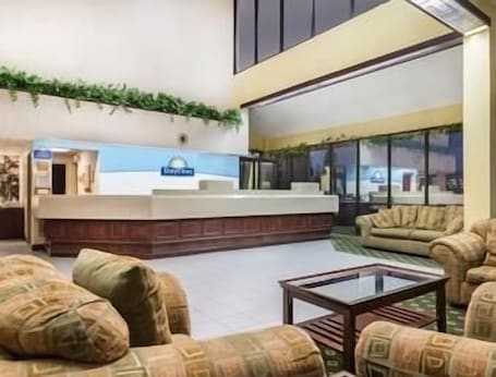 Lobby. Days Inn by Wyndham Indianapolis Northeast