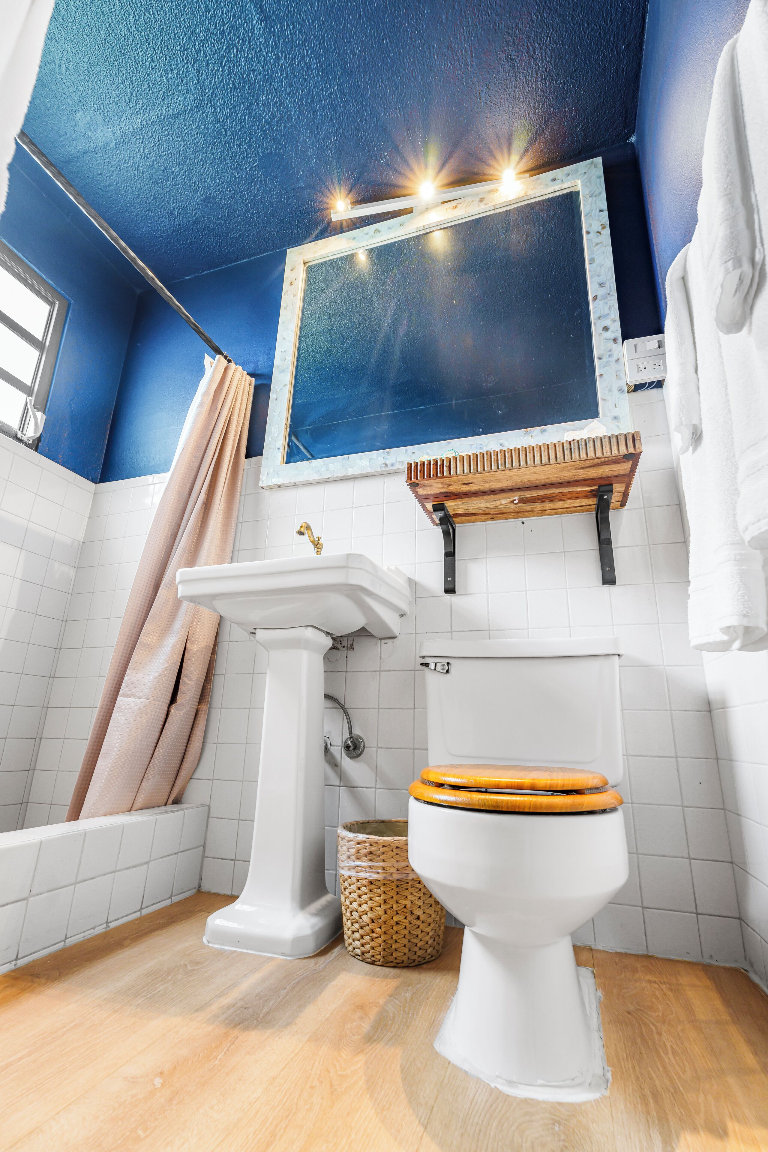 Foto - Abitta Condado