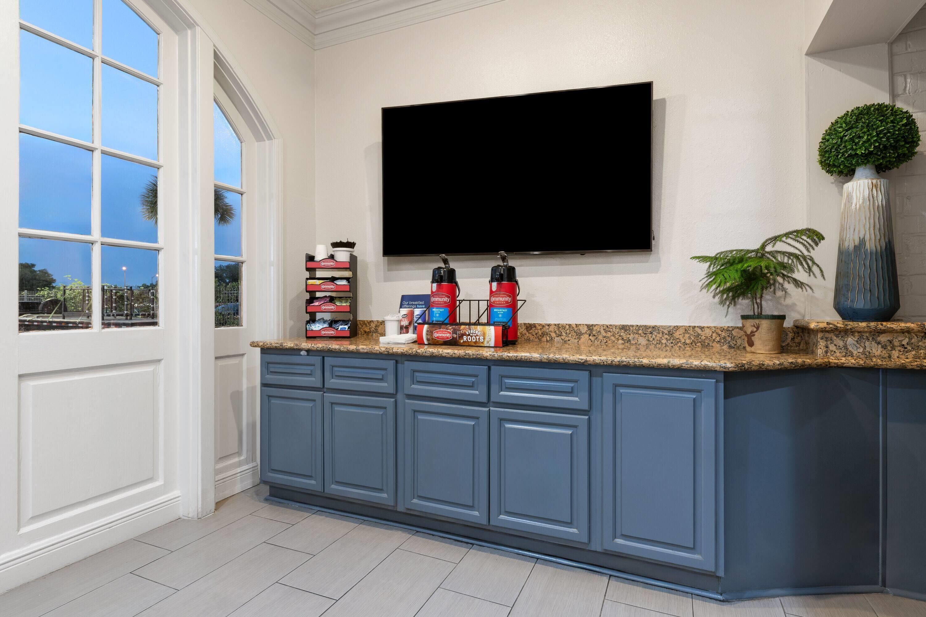 Foto - Super 8 by Wyndham New Orleans