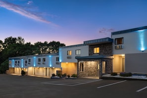 Exterior - Days Inn by Wyndham Moosic (Moosic)