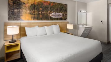 Room, 1 King Bed, Hearing Accessible, Non Smoking (Mobility/hearing, Roll-in Shower) | Iron/ironing board, free WiFi, bed sheets, alarm clocks