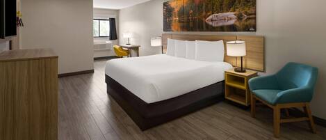 Room, 1 King Bed, Non Smoking | Desk, laptop workspace, iron/ironing board, free WiFi