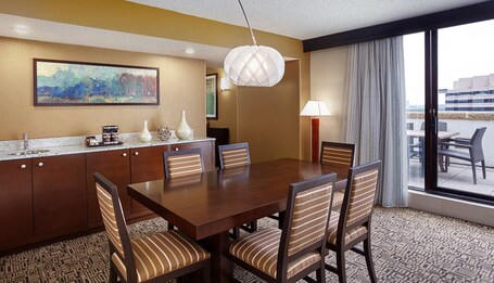 DoubleTree by Hilton Washington DC Crystal City - Image 86