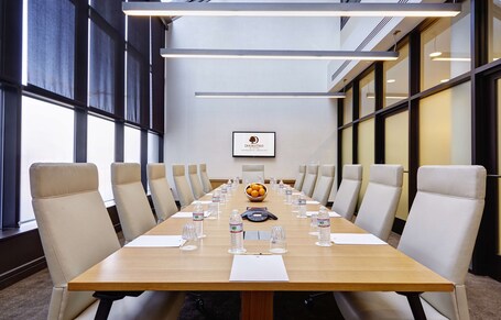DoubleTree by Hilton Washington DC Crystal City - Image 35