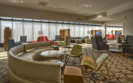 DoubleTree by Hilton Washington DC Crystal City - Image 51