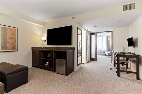 DoubleTree by Hilton Washington DC Crystal City - Image 45