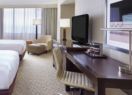 DoubleTree by Hilton Washington DC Crystal City - Image 61
