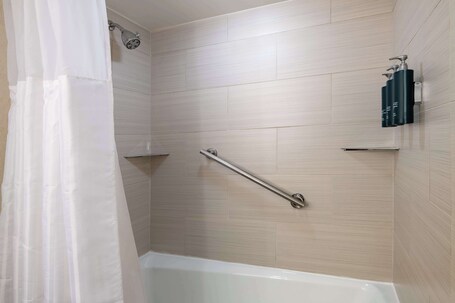 DoubleTree by Hilton Washington DC Crystal City - Image 96