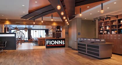 Four Points by Sheraton Toronto Airport East