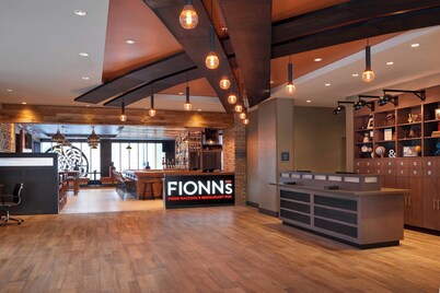 Four Points by Sheraton Toronto Airport East