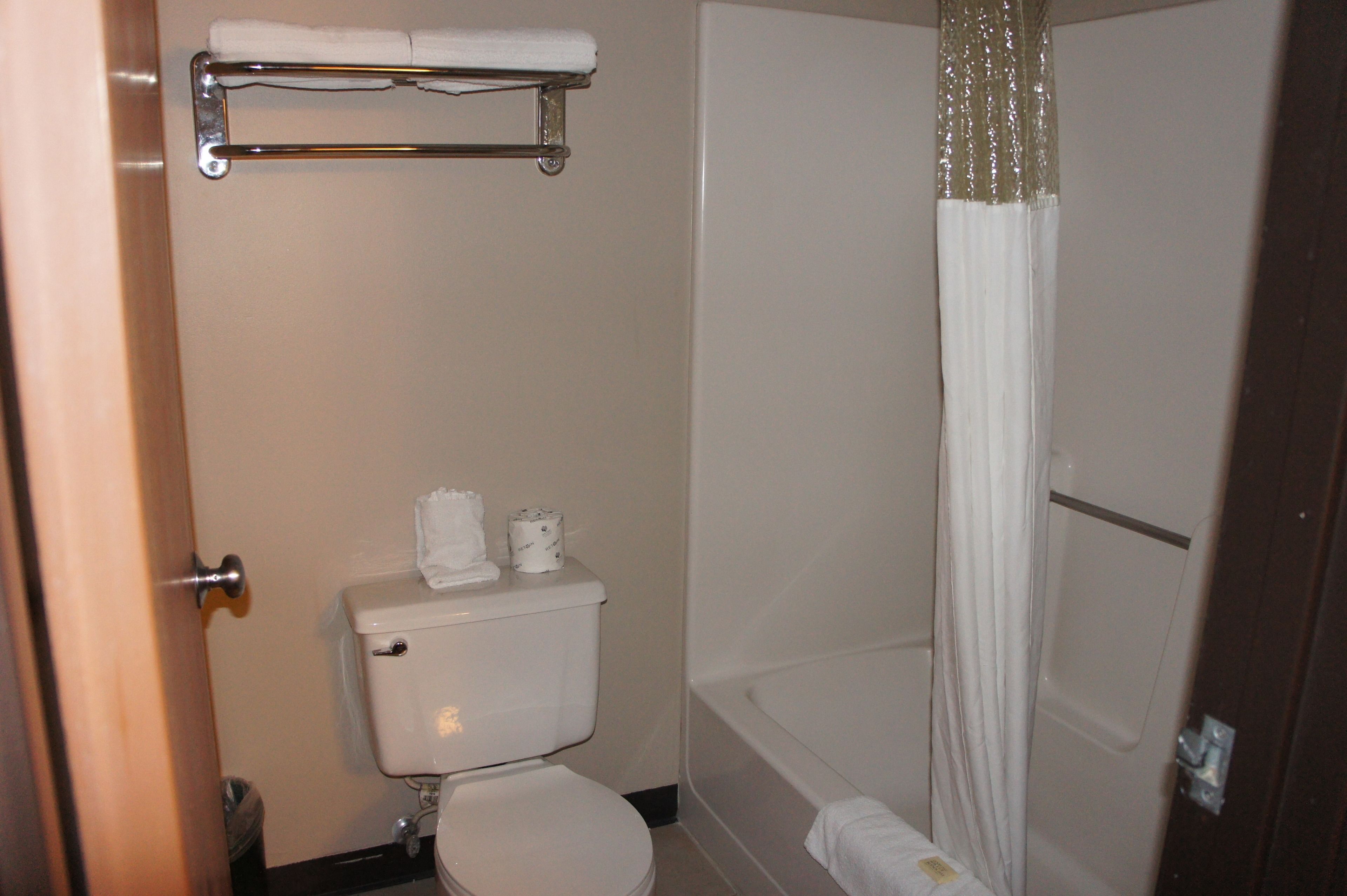 Foto - Coratel Inn and Suites Maple Grove