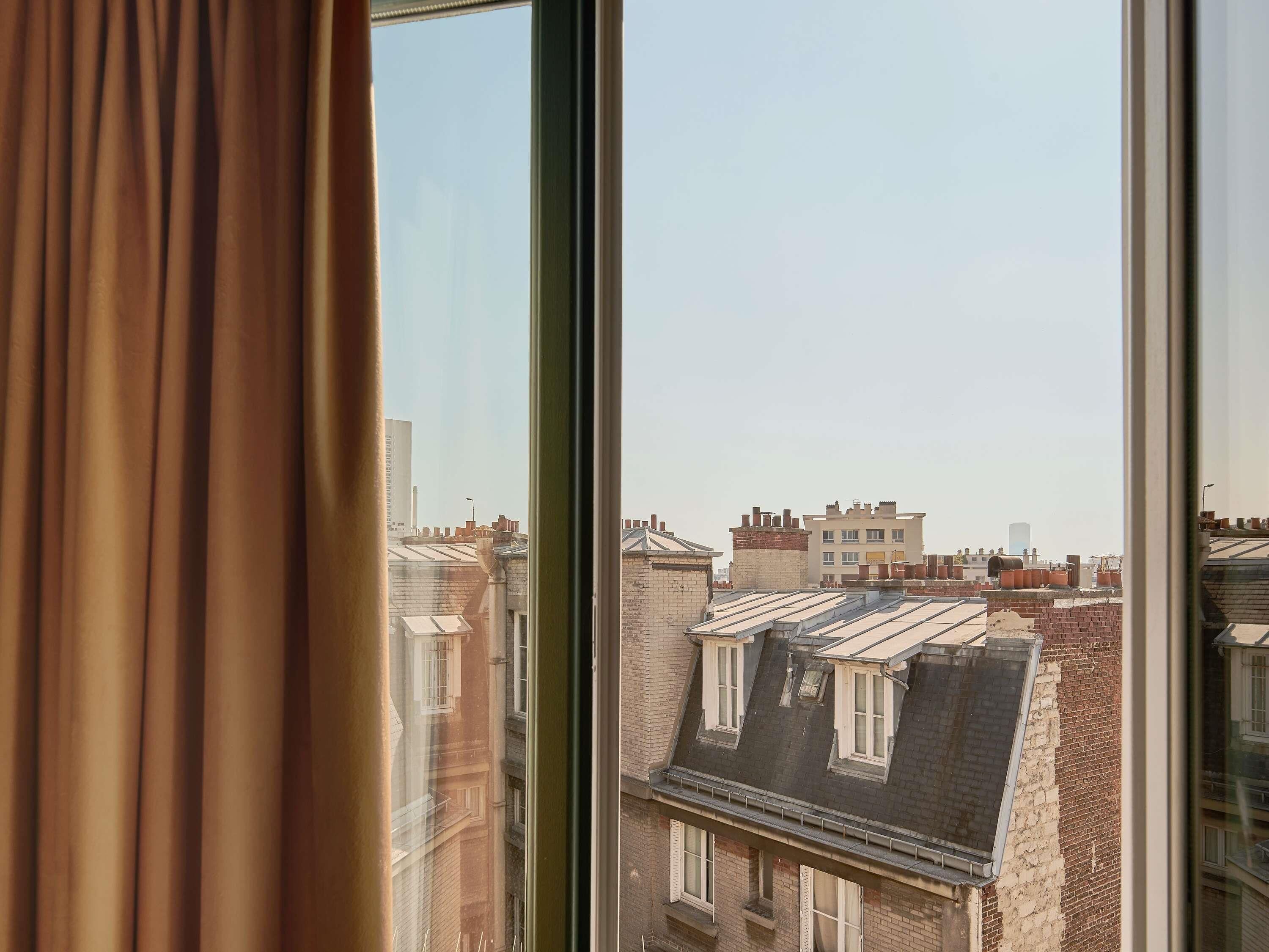 Literie de qualité supérieure, coffres-forts dans les chambres, bureau