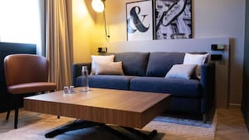 Superior Apartment, 1 Double Bed with Sofa bed | Premium bedding, minibar, in-room safe, desk