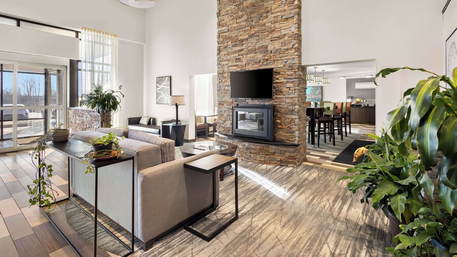 Best Western Luxbury Inn Fort Wayne