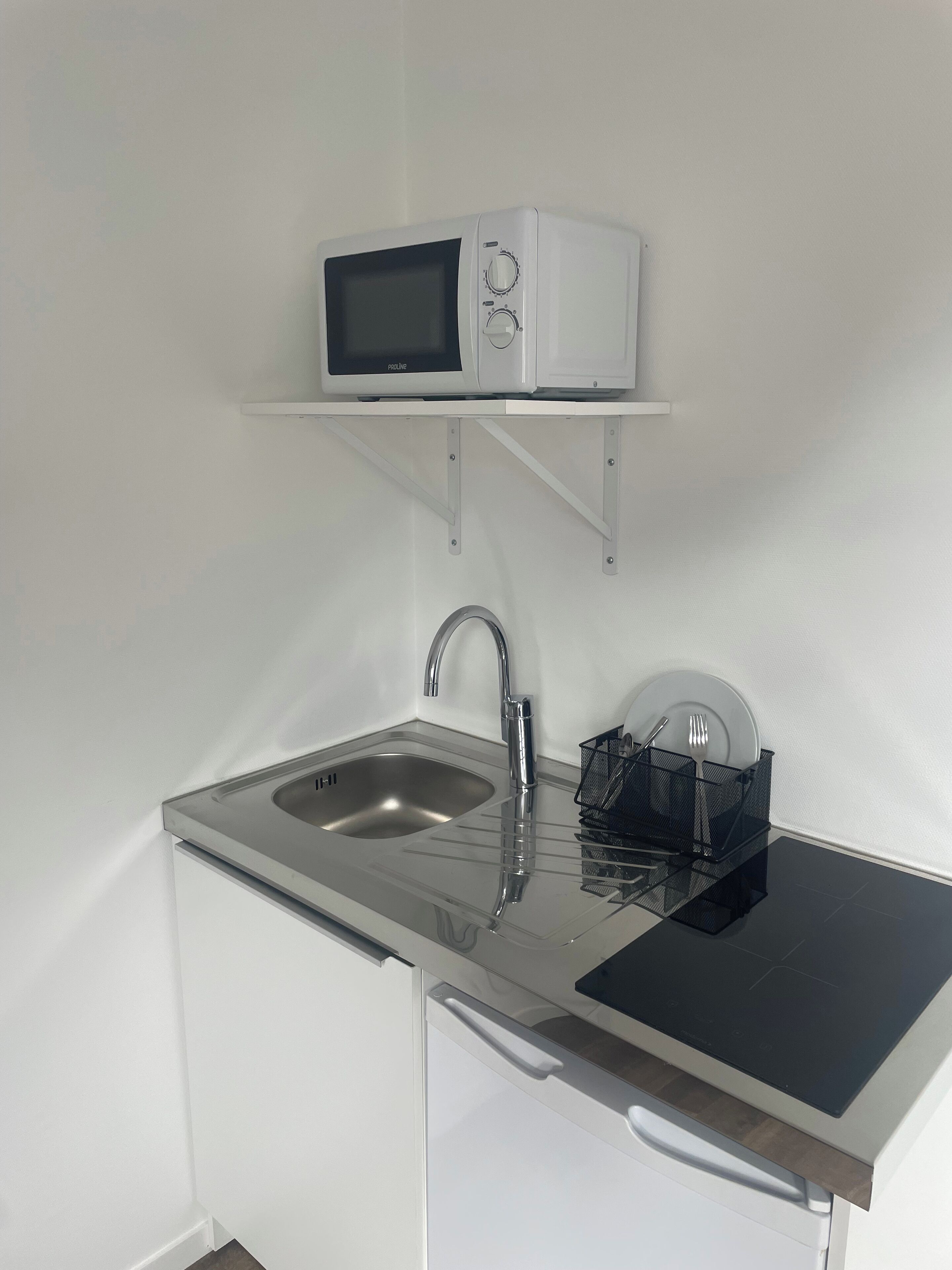 standard studio | premium bedding, in-room safe, desk, blackout curtains