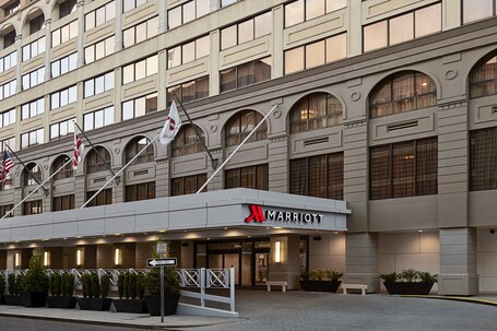 Washington Marriott Georgetown - Image 2