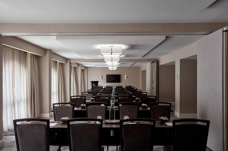 Washington Marriott Georgetown - Image 32