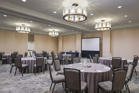 Washington Marriott Georgetown - Image 30