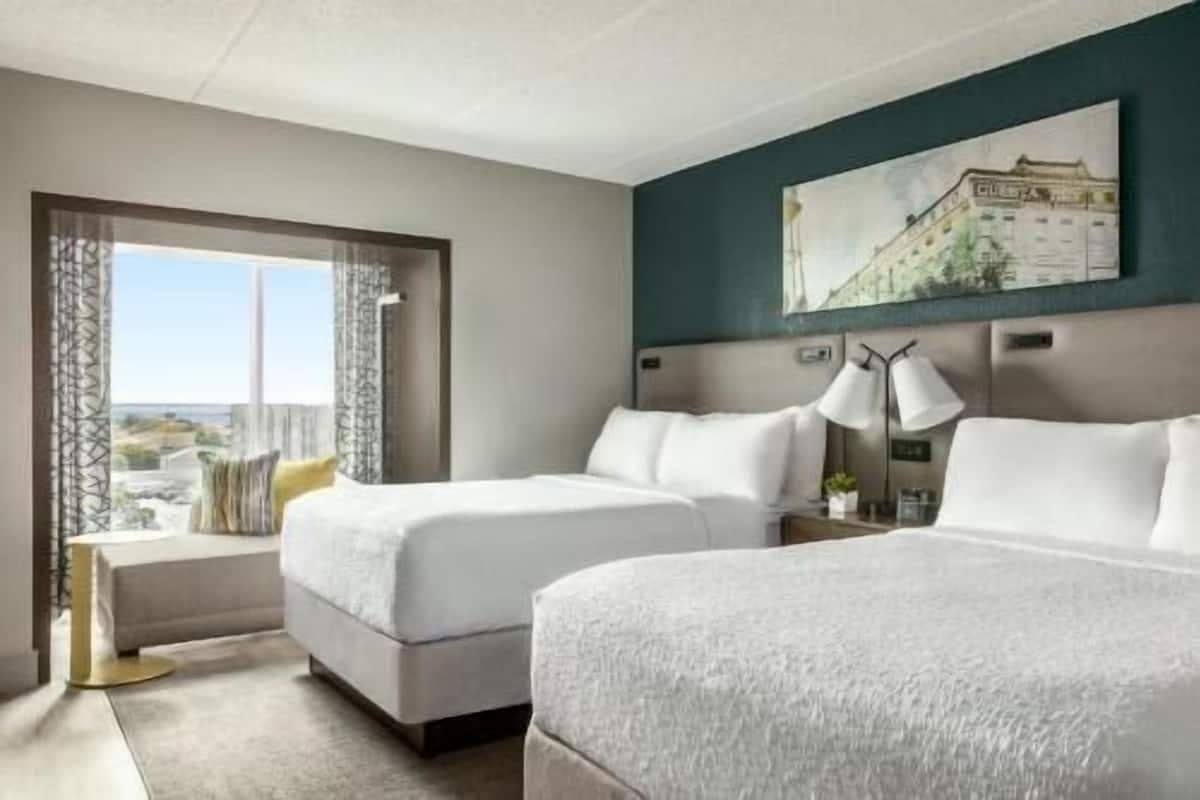 Premium bedding, pillowtop beds, in-room safe, desk