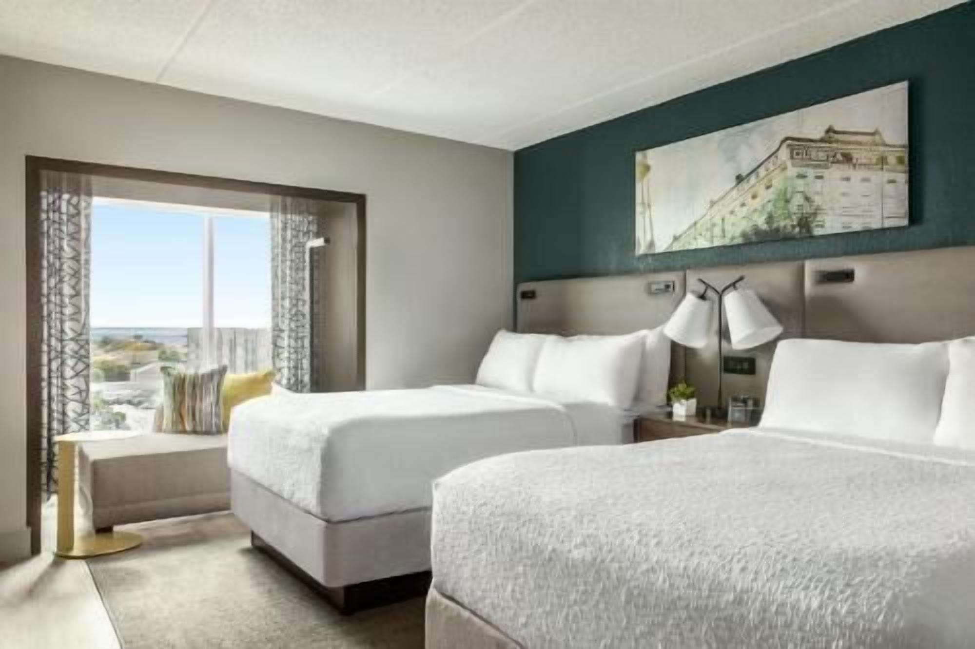 Ropa de cama de alta calidad y camas con pillow-top 
