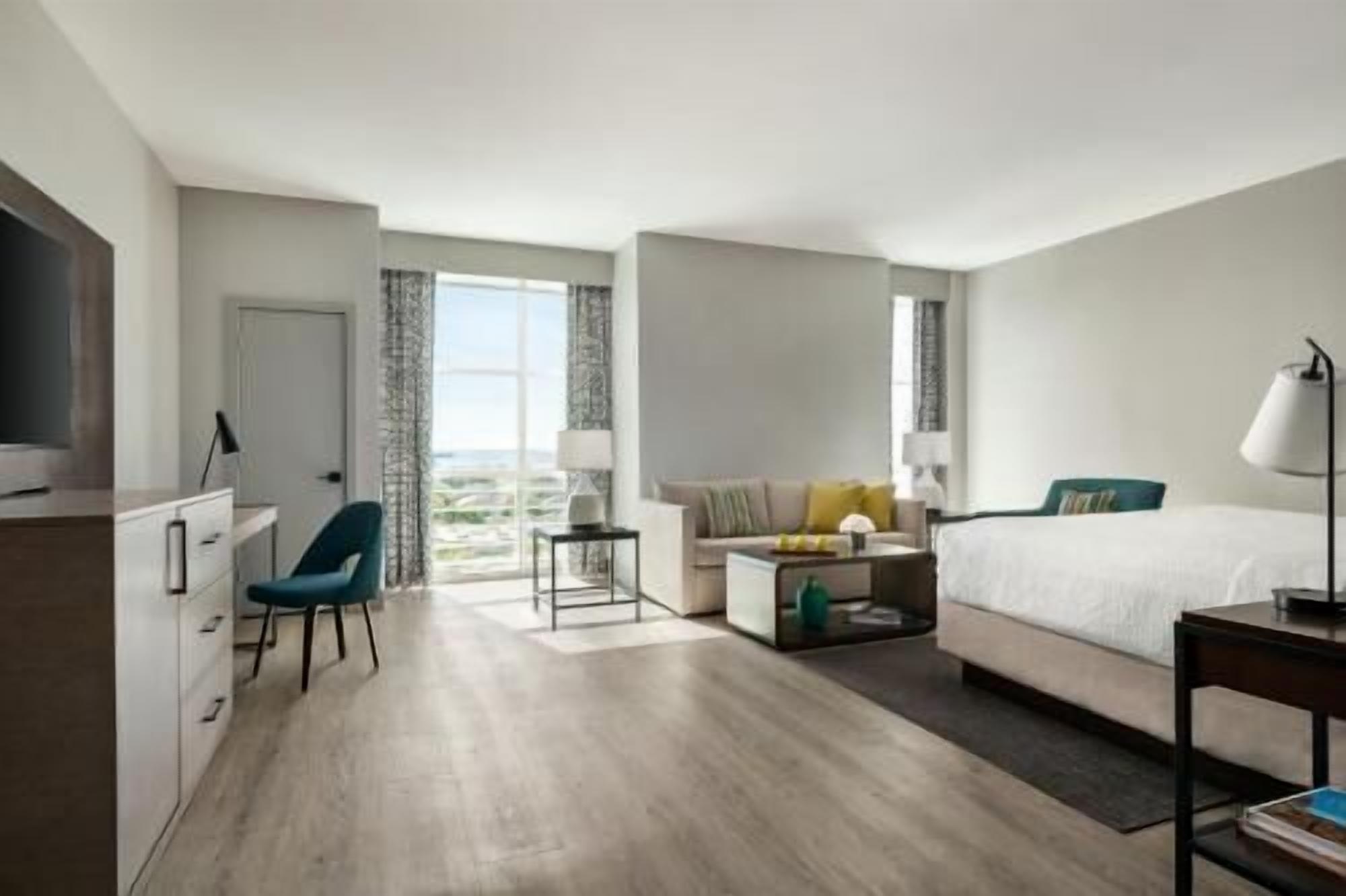 Ropa de cama de alta calidad y camas con pillow-top 