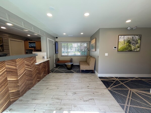 Lobby - Best Western Town House Lodge (Modesto)