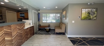 Best Western Town House Lodge
