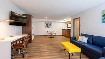 Suite, 1 King Bed with Sofa bed, Non Smoking | Desk, blackout drapes, iron/ironing board, cribs (free)