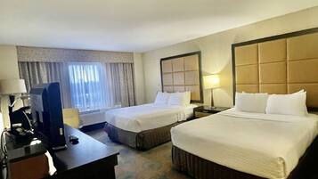 Executive Single Room, 2 Queen Beds, Non Smoking, City View | 1 bedroom, in-room safe, individually decorated, individually furnished