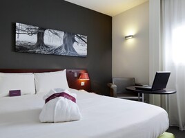 Privilege, Quarto superior, 1 cama de casal | Roupas de cama premium, cofres nos quartos, escrivaninha