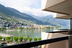 Studio, vue lac | Vue de la chambre