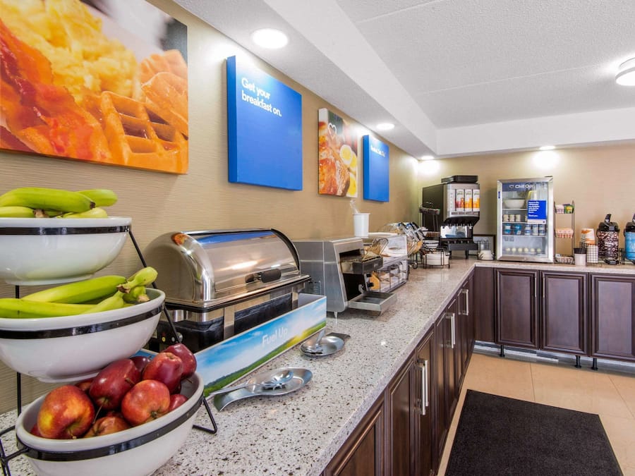 Free daily on-the-go breakfast