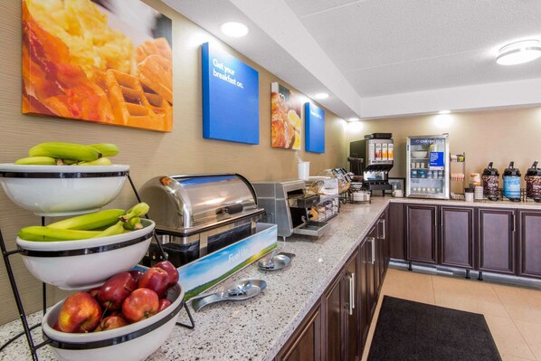 Free daily on-the-go breakfast - Comfort Inn (North Bay)