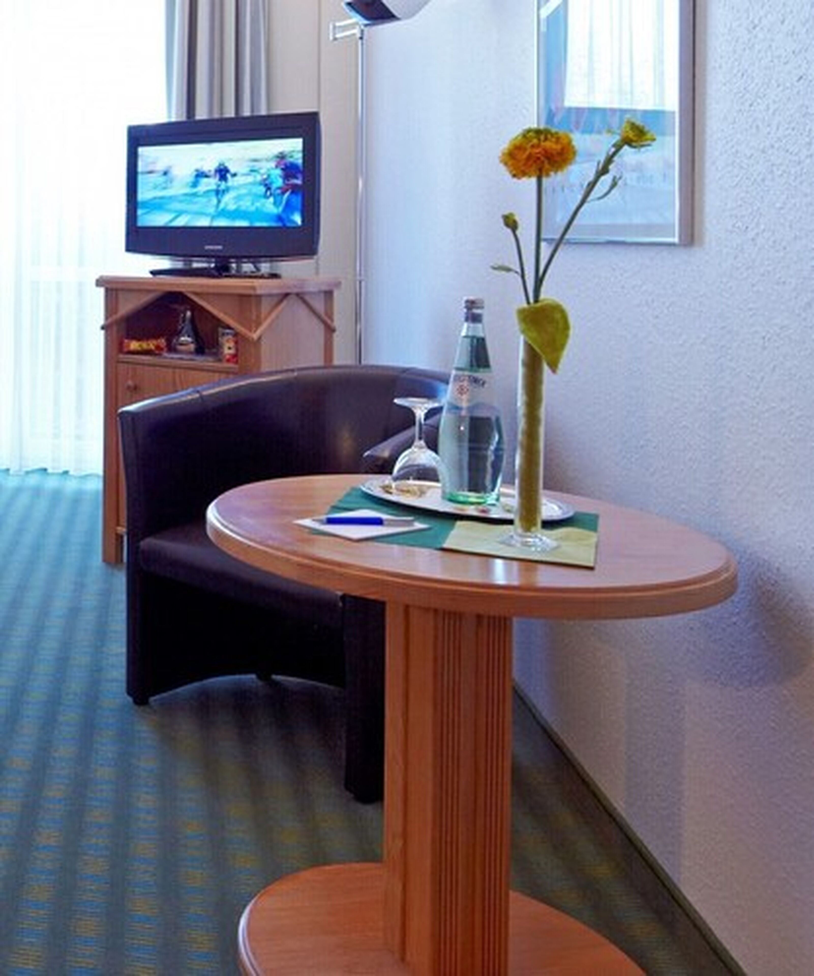 1 bedroom, in-room safe, desk, blackout curtains