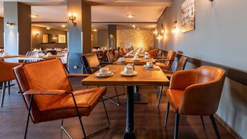 Dinner served, German cuisine