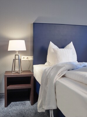 1 bedroom, in-room safe, desk, blackout drapes