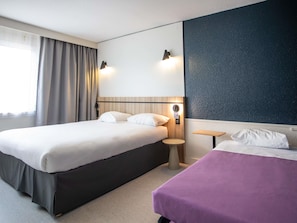 Standard Triple Room, 2 Double Beds