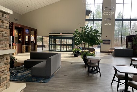 Holiday Inn Asheville Biltmore, an IHG Hotel - Image 49