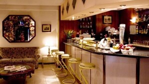 Bar (on property) - Asturias (Madrid)