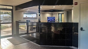 Reception - Studio 6  Suites Dallas. TX - Loop 12 West (Dallas)