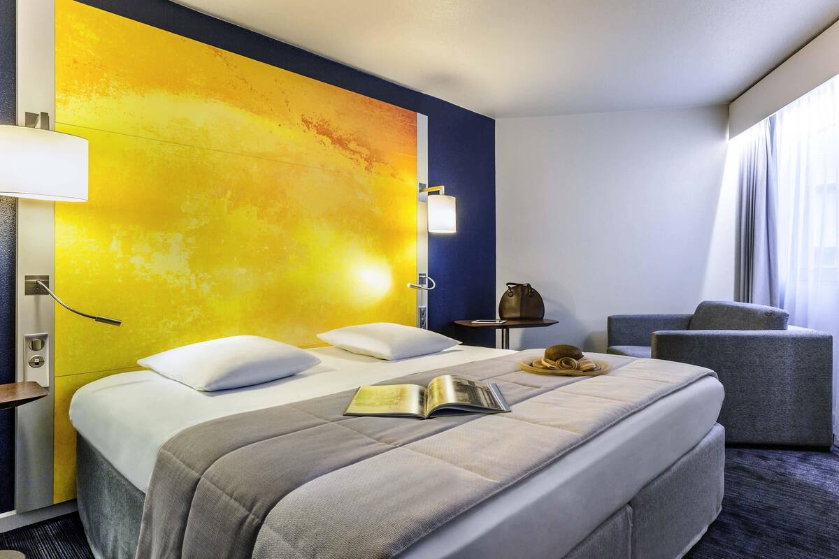 minibar, in-room safe, blackout curtains, soundproofing