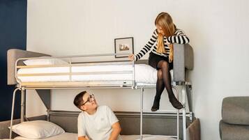 Doppia Classic, 1 letto matrimoniale con divano letto | Minibar, una cassaforte in camera, tende oscuranti, insonorizzazione