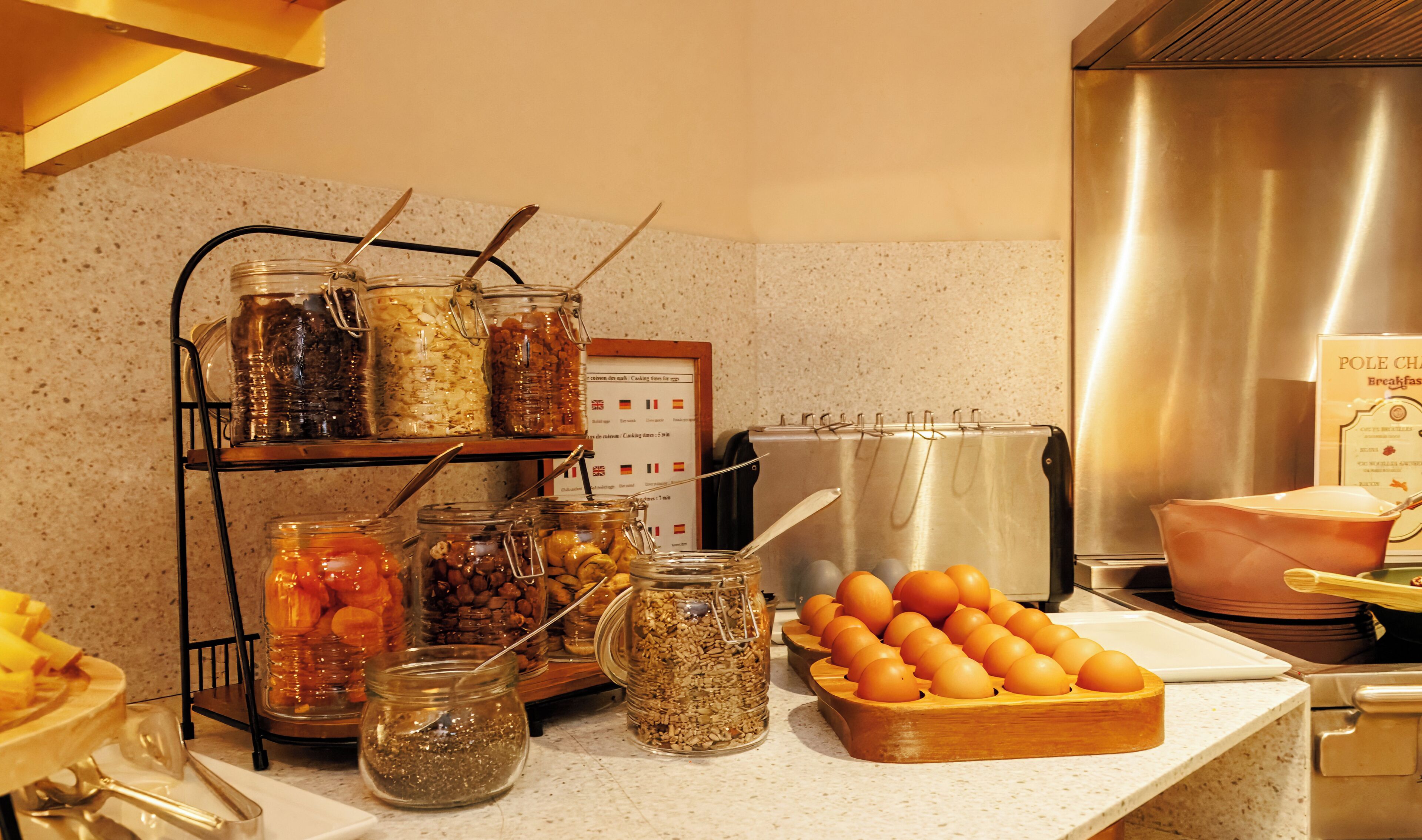 daily to-go breakfast (eur 20 per person)
